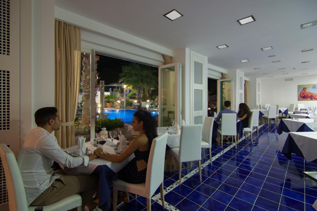 Grifo Hotel Charme & Spa كازاميتْشيولا تيرمي المظهر الخارجي الصورة